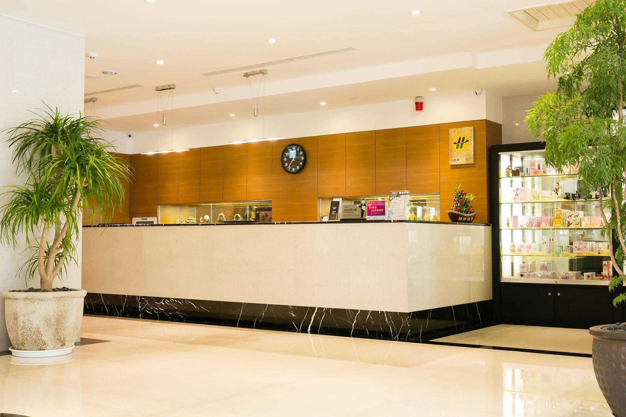 Wish Inn Hotel Kaohsiung Exterior photo