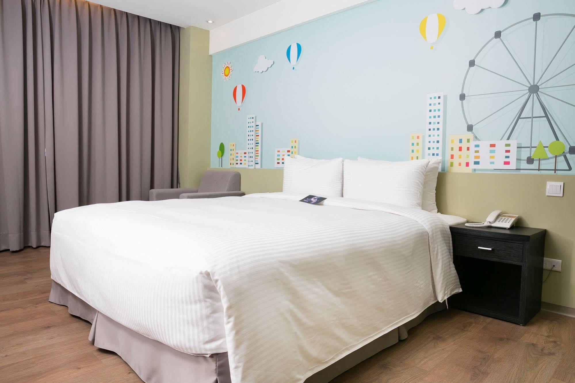Wish Inn Hotel Kaohsiung Exterior photo